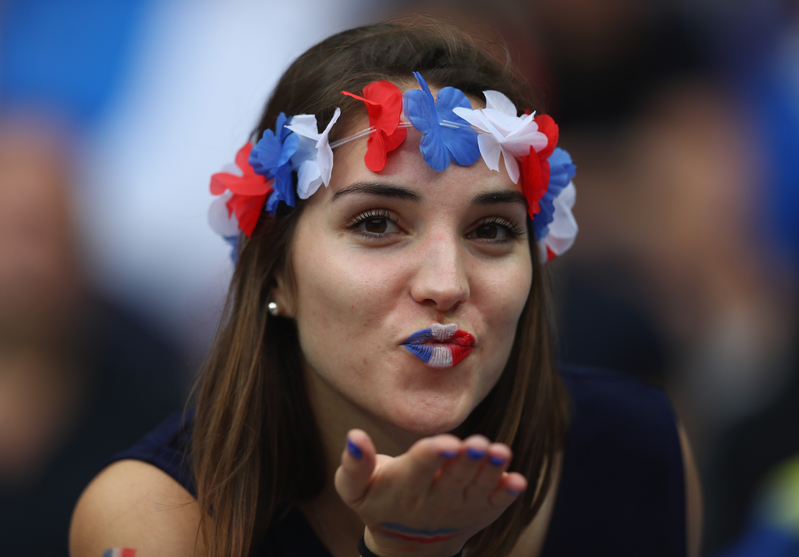 英超2024赛程表：C罗短期转会引爆关注，曼城2-0切尔西领跑积分榜